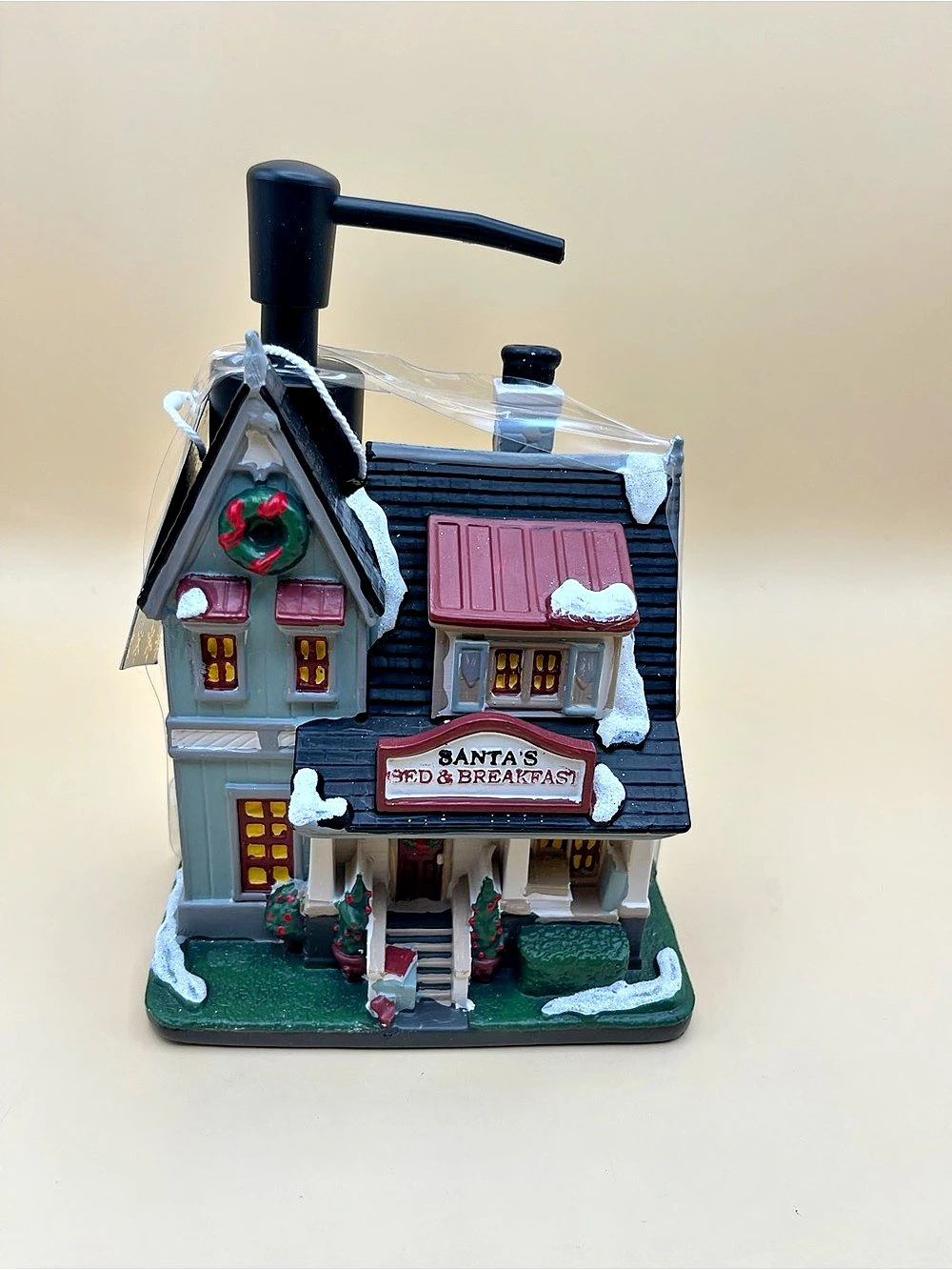 Christmas Santa's Bed & Breakfast Soap Pump/Lotion Dispenser, NWT